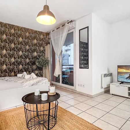 Homey Wild - Proche Gare Et Tram - Proche Centre - Balcon Prive - Parking Prive - Wifi Gratuit Annemasse Esterno foto