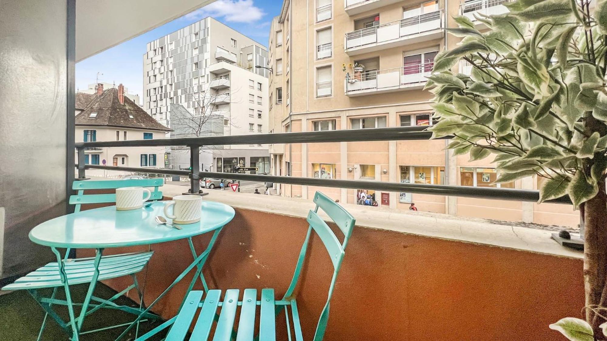 Homey Wild - Proche Gare Et Tram - Proche Centre - Balcon Prive - Parking Prive - Wifi Gratuit Annemasse Esterno foto