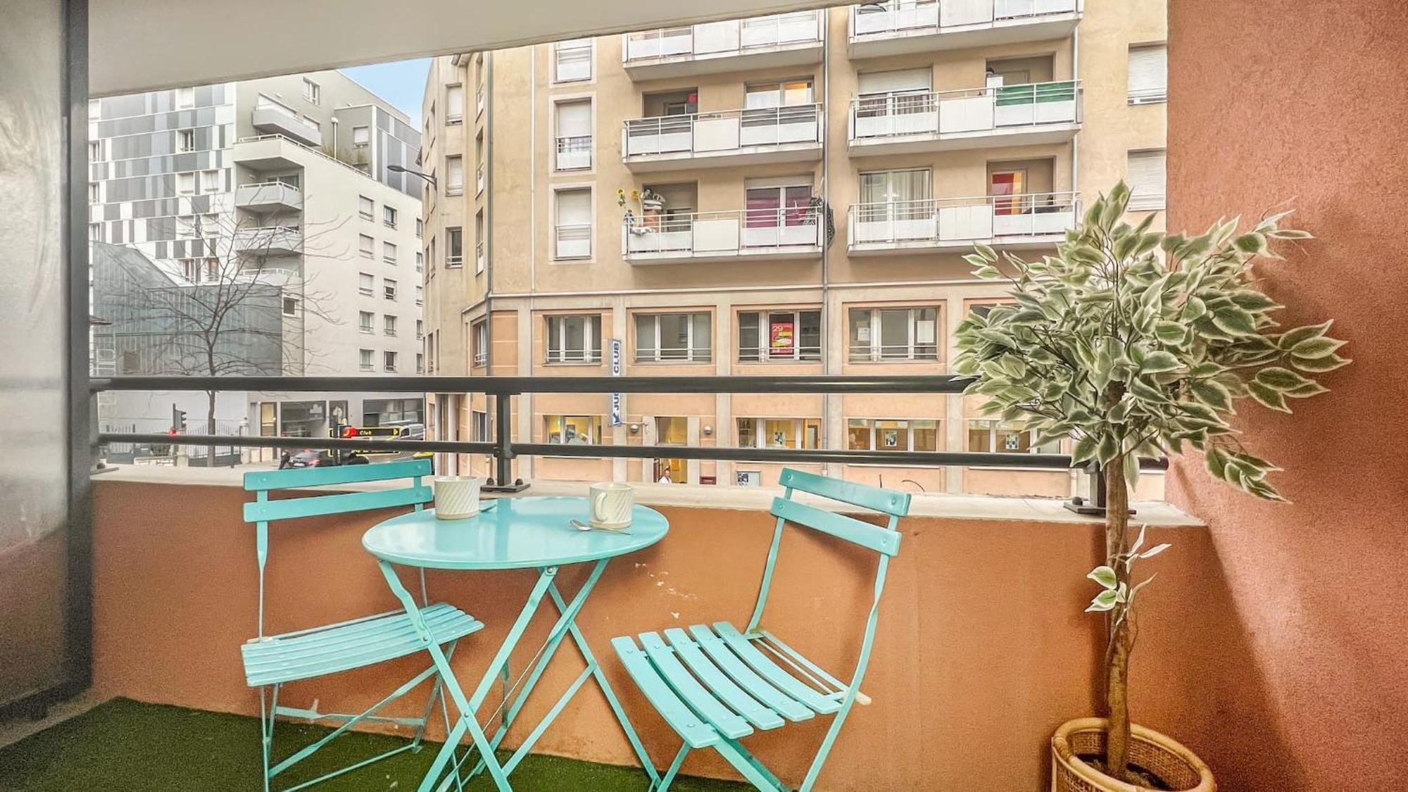 Homey Wild - Proche Gare Et Tram - Proche Centre - Balcon Prive - Parking Prive - Wifi Gratuit Annemasse Esterno foto